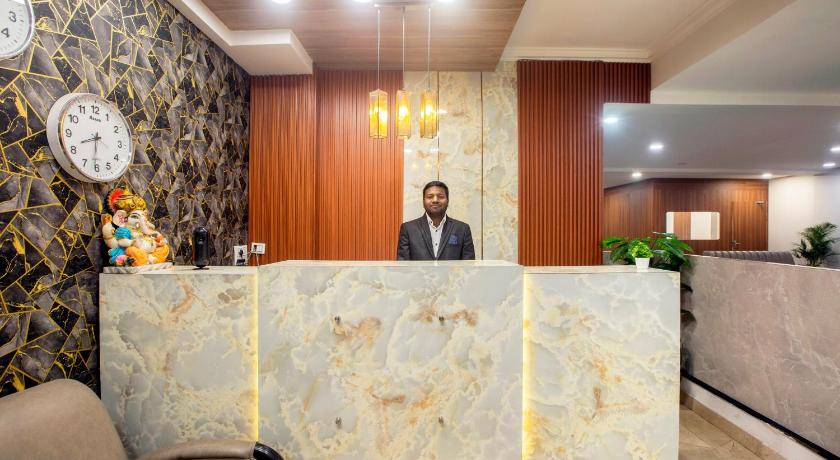 Hotel Emerald Suites & Banquet by Aura - image 10