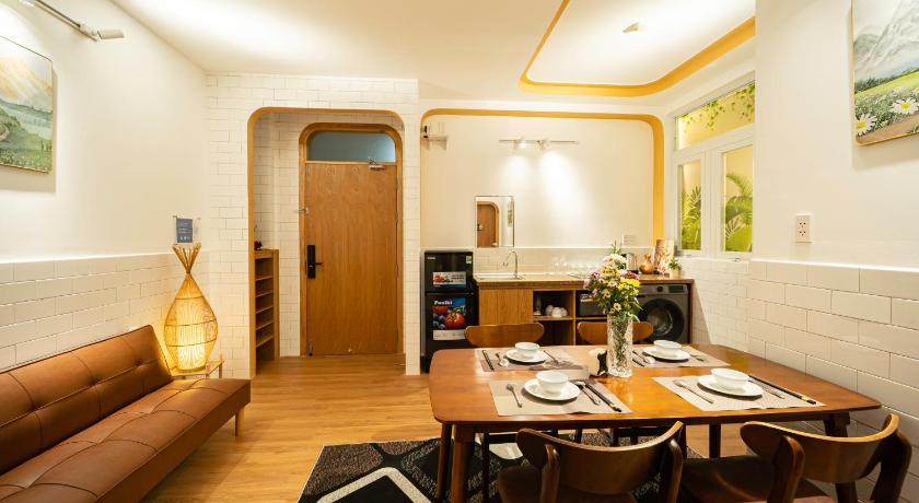 ホーチミン La Casa di Dicembre HCMC 4つ星 ゲストハウス ロビー