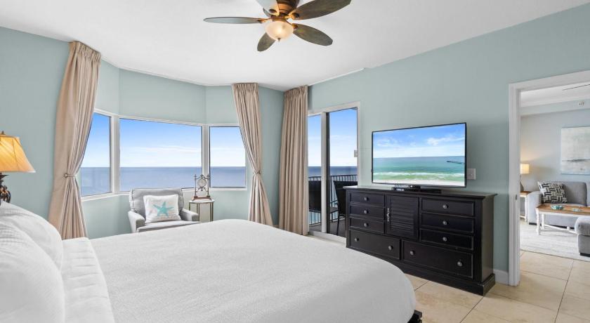 Image of Two-Bedroom Apartment with Sea View - 1205 0