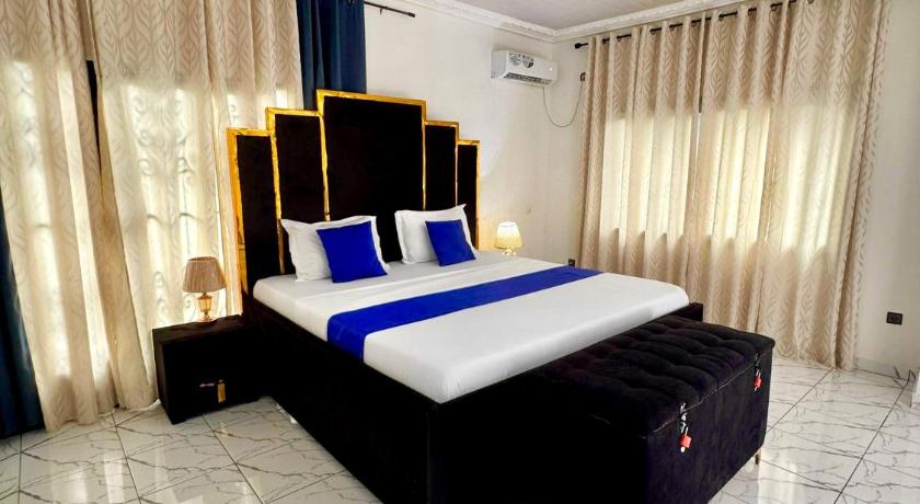 Royal Duplex Guest House