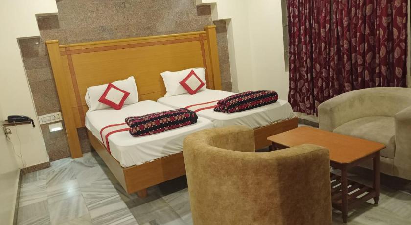 Krishna Tourist Home