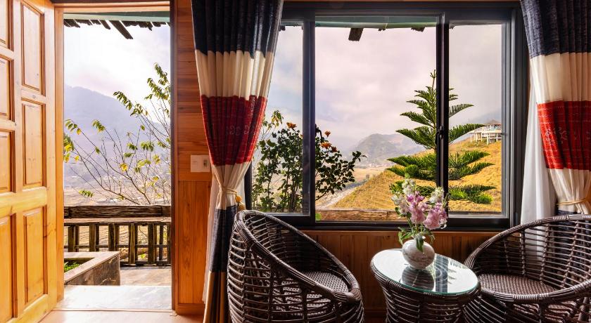 サパ Muong Hoa River View Hotel 3つ星 ホテル 外観