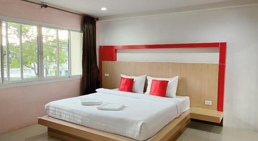 Image of Superior Double Bed 0