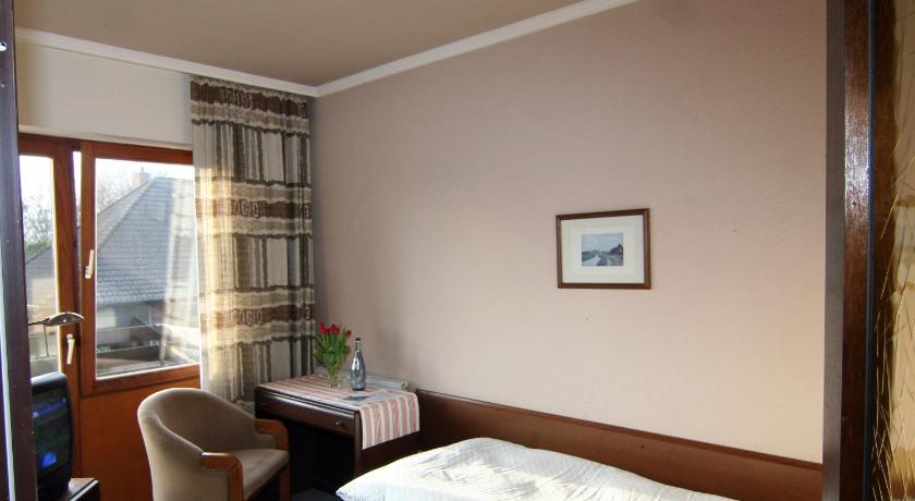 Hotel Haus Ammerland Bad Zwischenahn 2020 Reviews Pictures Deals