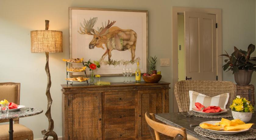 Woodstock (VT) Deer Brook Inn Accommodation amenity