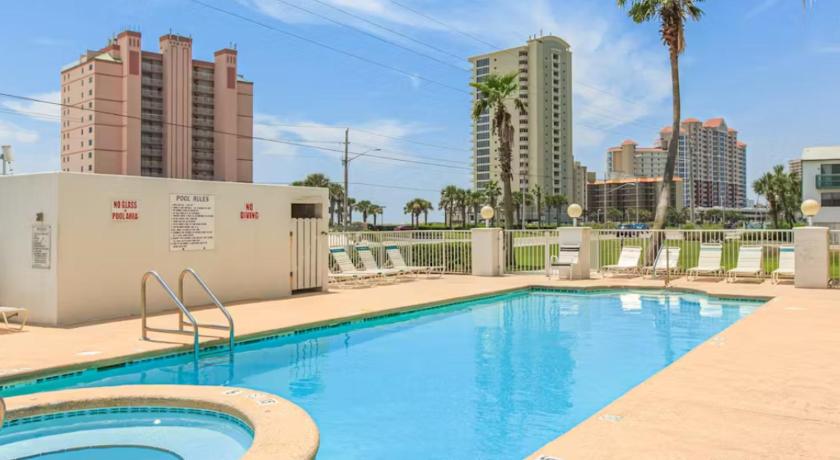 ガルフショアーズ Grand Beach Resort Condos 3つ星 宿泊施設 レストラン