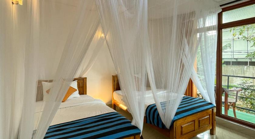 Image of Budget Twin Room 3