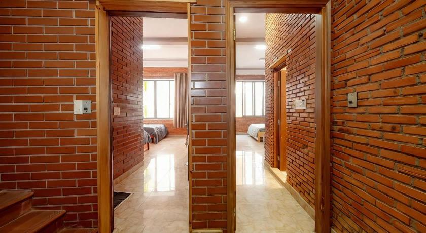 Dalat Note Hostel – Dalat, IL