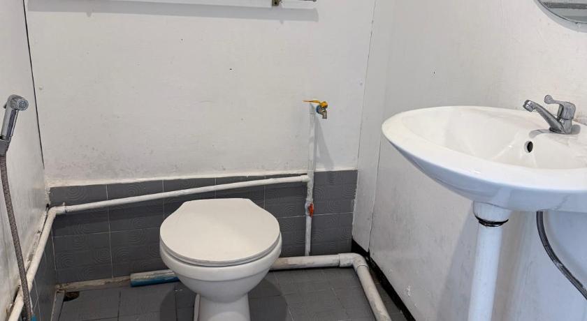 Image of Standard Double Shared Facilities 1