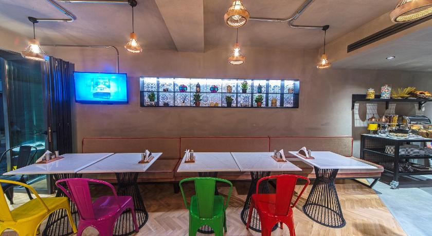 Redmont Hotel Nisantasi - image 13