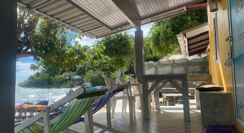 꼬사멧 / 코사멧 ที่พักติดทะเลเกาะเสม็ดบ้านปูอ่าวลุงดำ 호텔 수영장