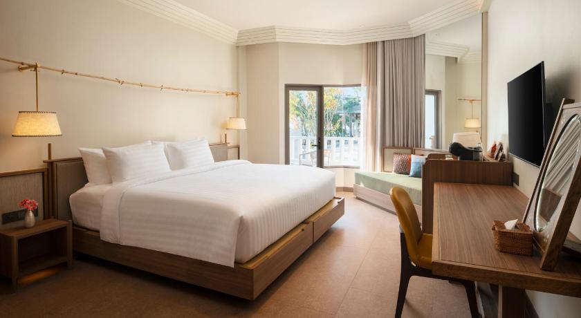 Image of Premier Sea View 1