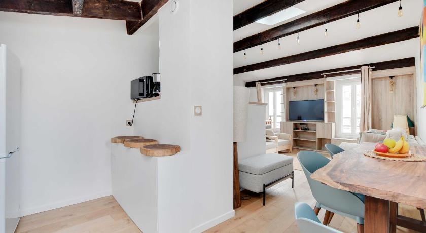 Stunning Duplex 1BR/4P – Notre-Dame Cathedral - main image