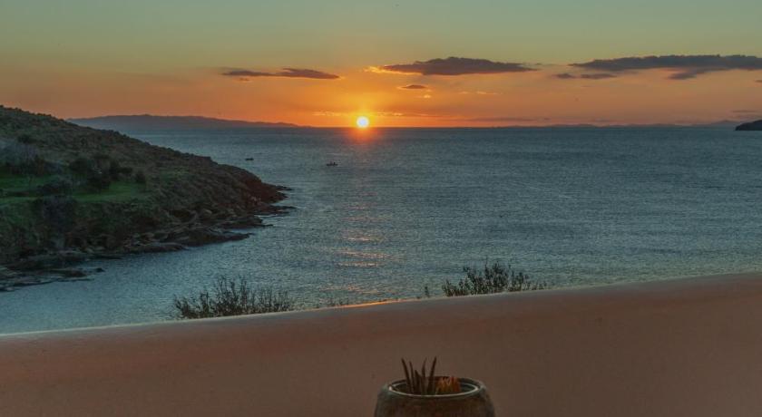 Agia Marina Apartments