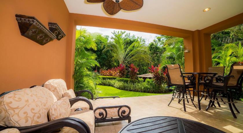 Veranda 1E 3 bdr Garden View in Los Suenos