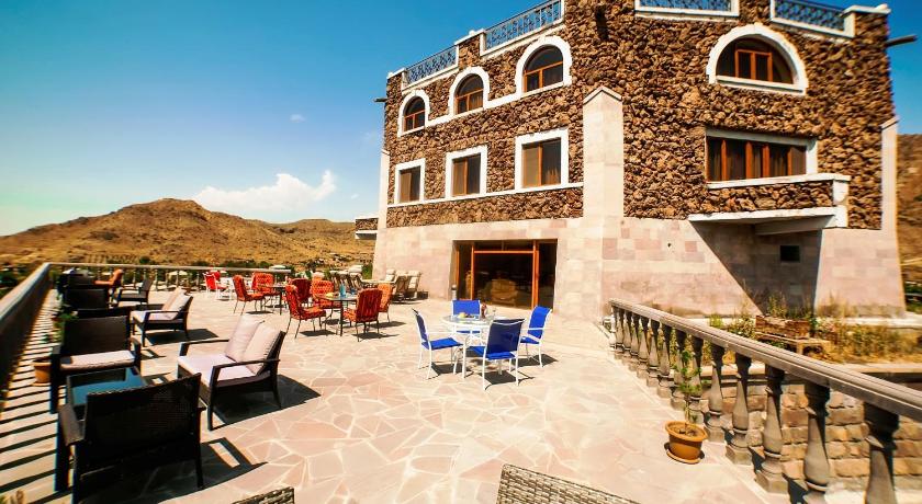 Amrots Hotel photo