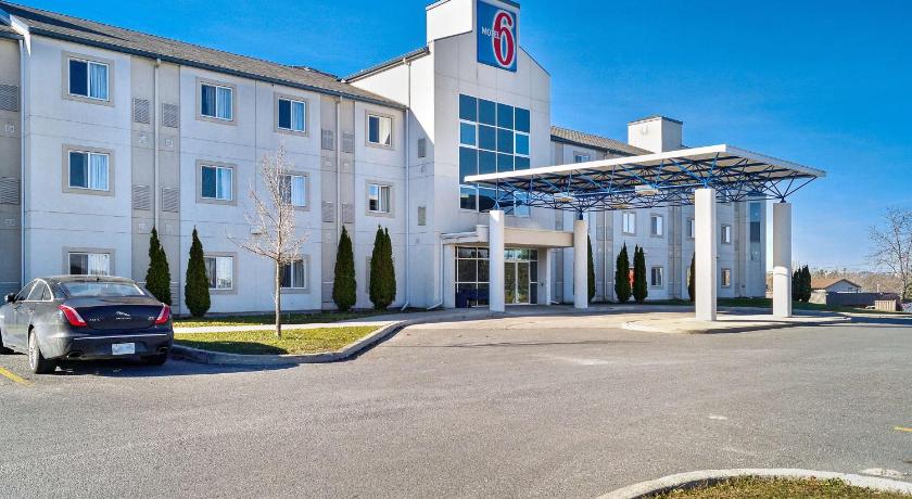 Motel 6-Peterborough, ON