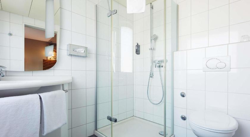 Image of Triple Room 2