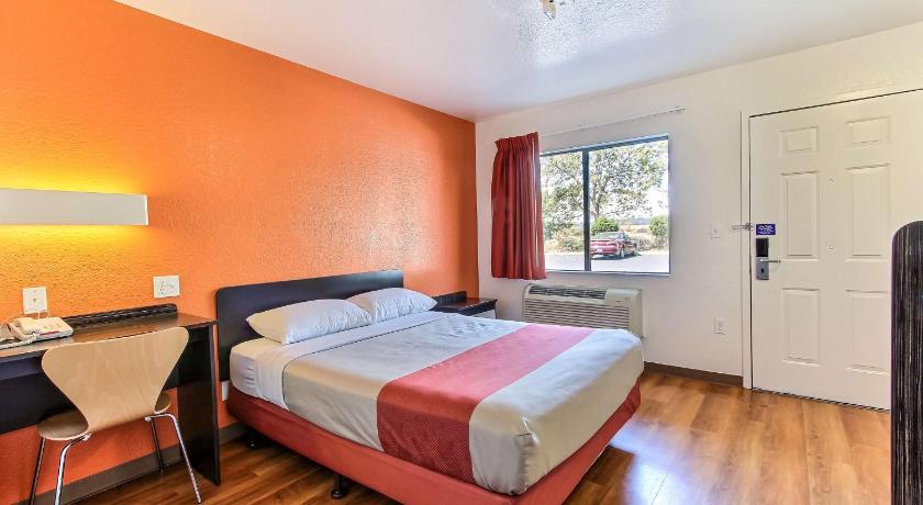 Motel 6-Watsonville, CA - Monterey Area