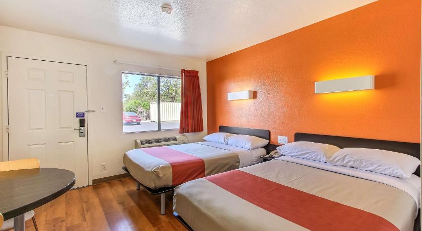 Motel 6-Watsonville, CA - Monterey Area