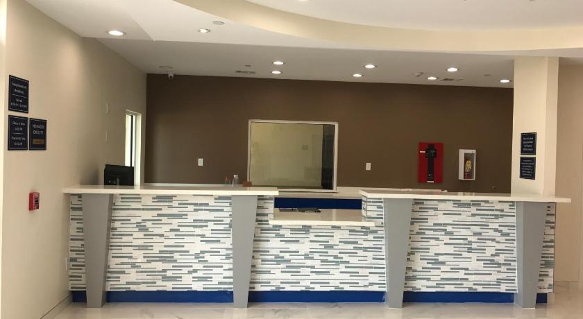 Americas Best Value Inn & Suites Spring Houston N photo