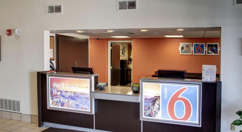 Motel 6-Ogden, UT - Riverdale photo