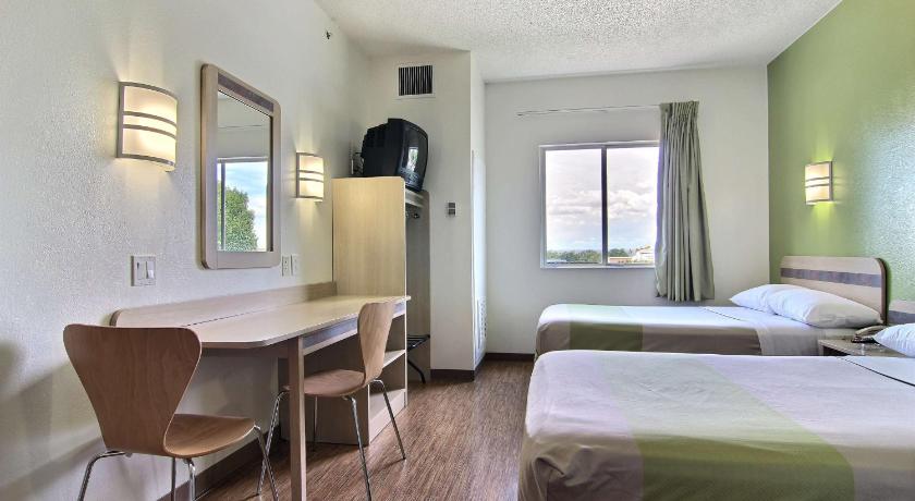 Motel 6-Albuquerque, NM - North