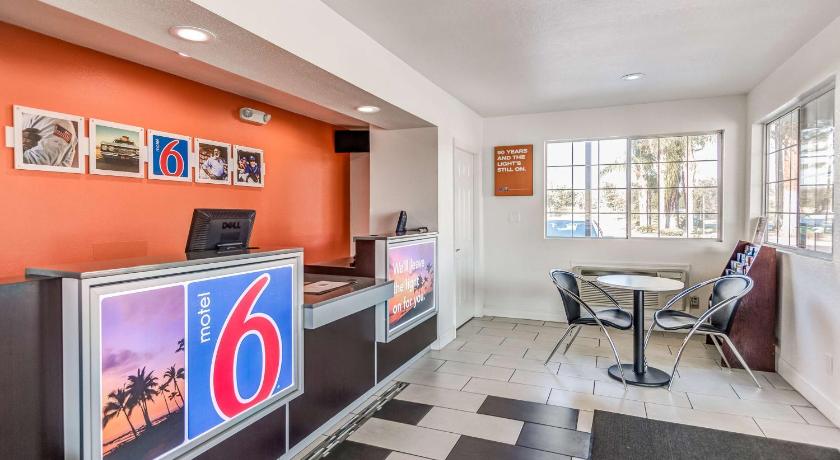 Motel 6-Visalia, CA