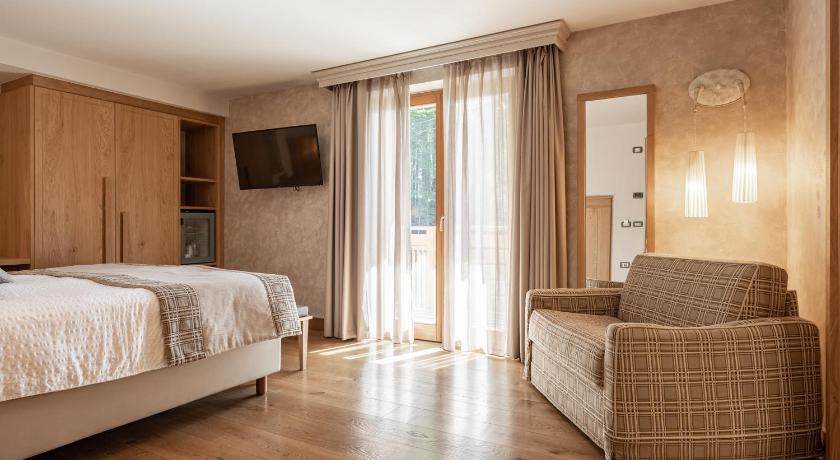 Image of Family Room 3