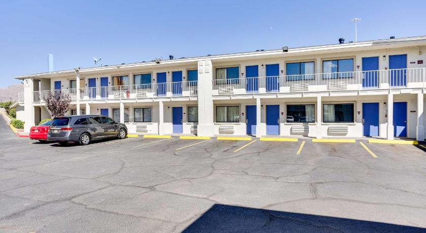 Motel 6-El Paso, TX - West