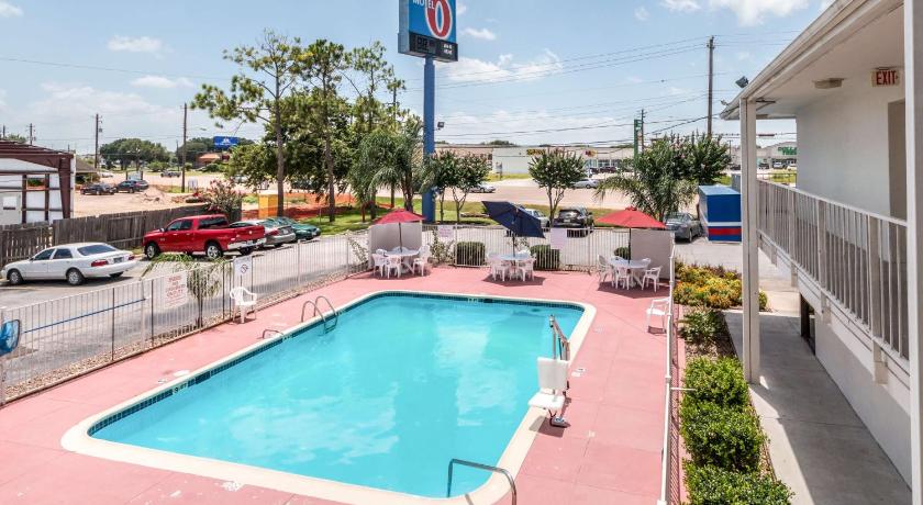 Motel 6-Victoria, TX