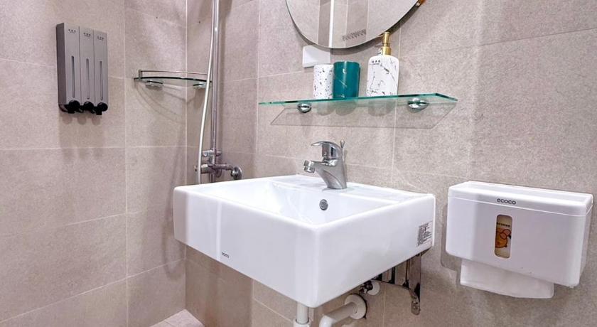 Image of Economy Double Room 2