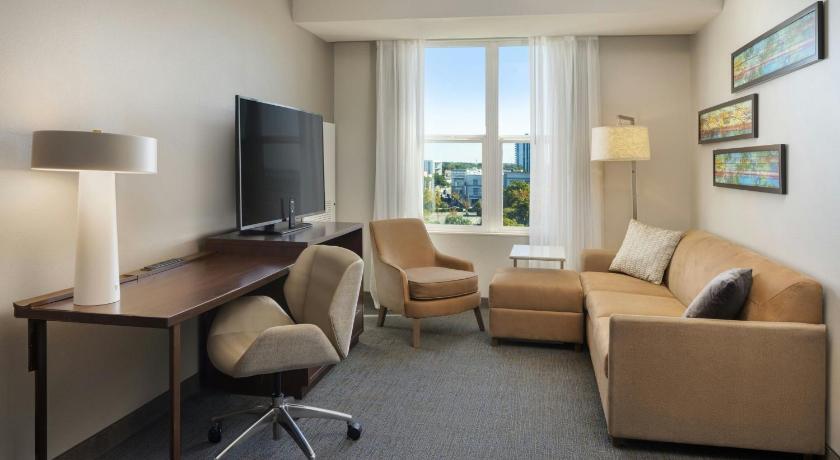Image of Two-Bedroom Suite with Roll-in Shower - Mobility and Hearing Accessible 3