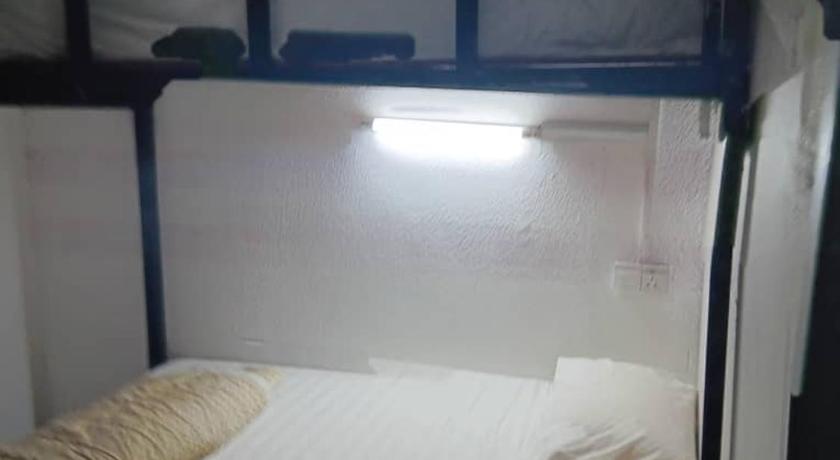 キャメロンハイランド netasha holiday inn 5つ星 ホテル プール