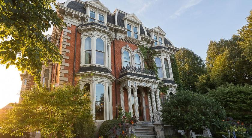 The Mansion on Delaware Avenue