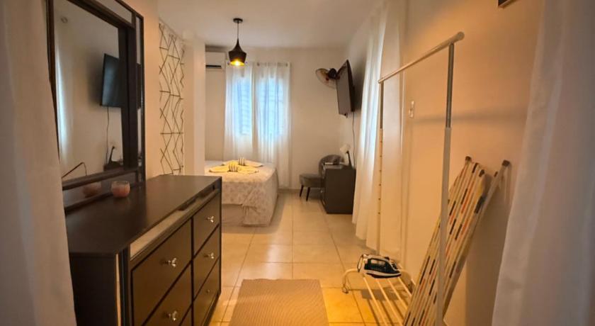 Image of One-Bedroom Apartment 2