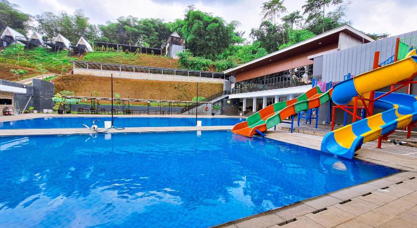 RedDoorz @ Rosa Glamping And Pool Ciparay - image 16