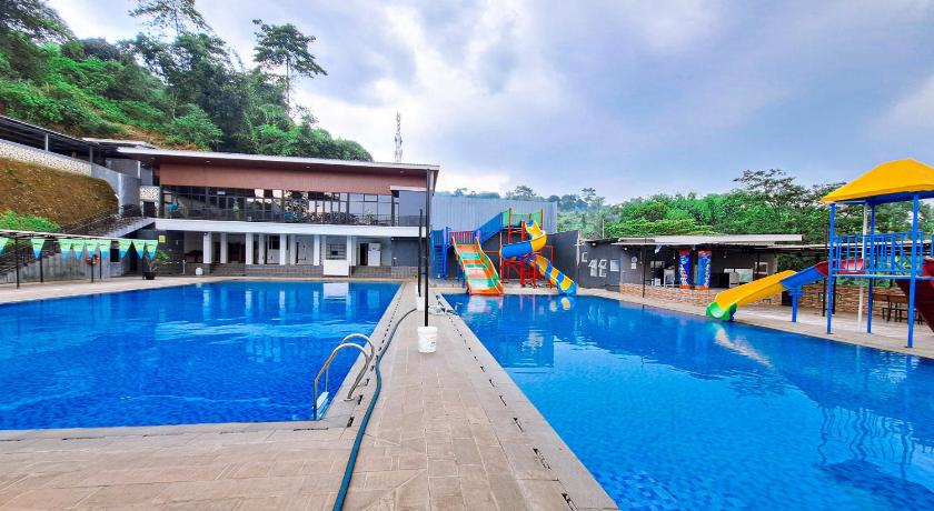 RedDoorz @ Rosa Glamping And Pool Ciparay - image 10