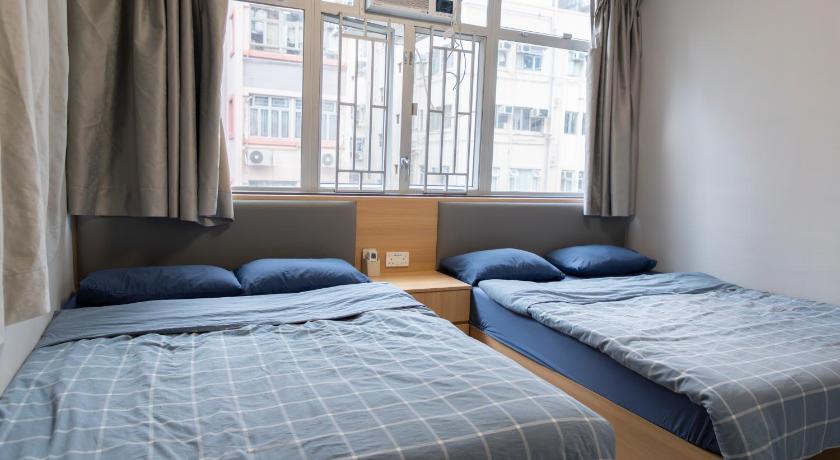 Image of Three-Bedroom Apartment with View 0