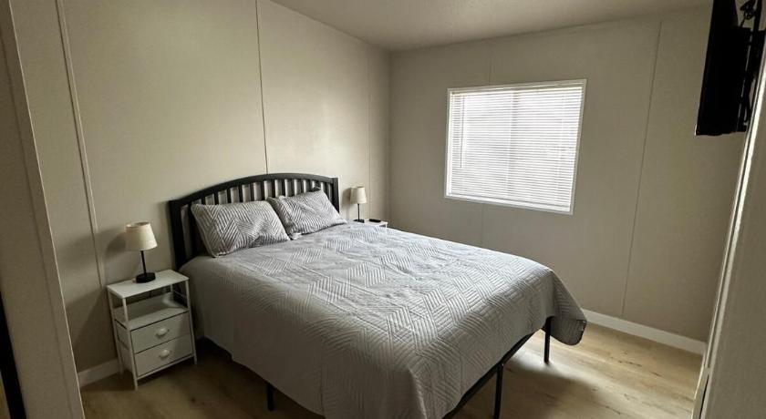 West Wendover Home away from Home 4-Star Accommodation exterior