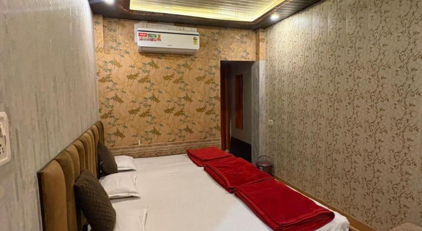 Bliss Guest House Assi Ghat - image 14