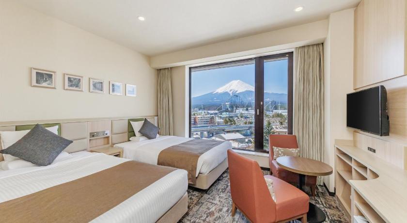 Image of High Floor Standard Mt. Fuji View Twin Room - Non-Smoking 0