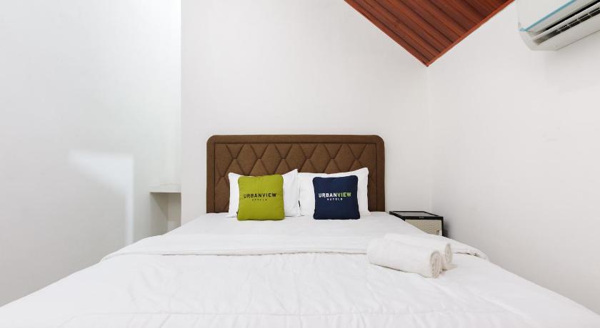 Image of Superior Room 6