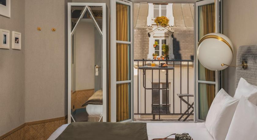 Image of Superior Double Room with Bath 0