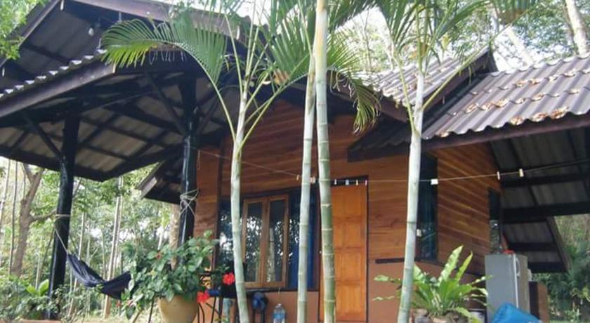Image of Bungalow with Sea View 5