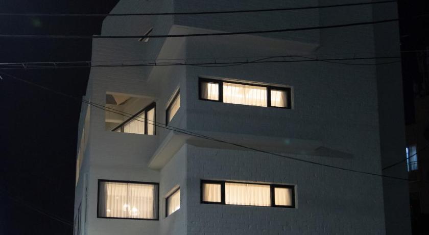 釜山 Haeundae Pool Villa Songjeongmansion 住宿 泳池