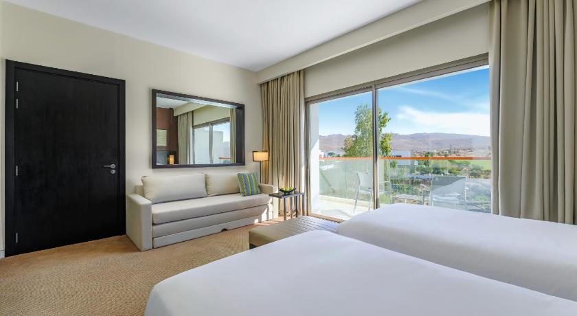 Image of Ocean View Room With Twin Beds 3