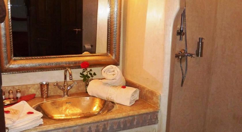 Image of Deluxe Triple Room 2