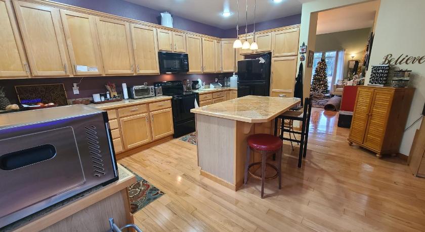 이튼빌 (WA) Mt Rainier Way Bedroom with Private Full Bath 3성급 숙소 부대시설