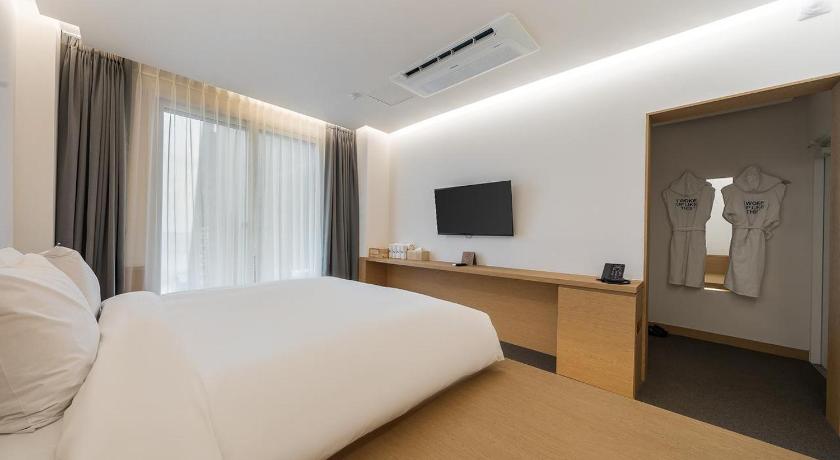 インチョン bluefrog hotel 2つ星 ホテル 客室